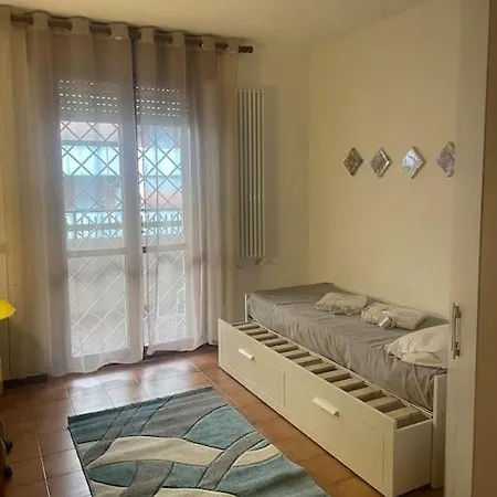 Intero Cinecitta Apartmán Řím