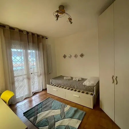 Intero Cinecitta * Řím